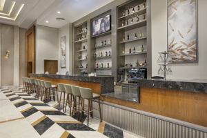 Lobby bar