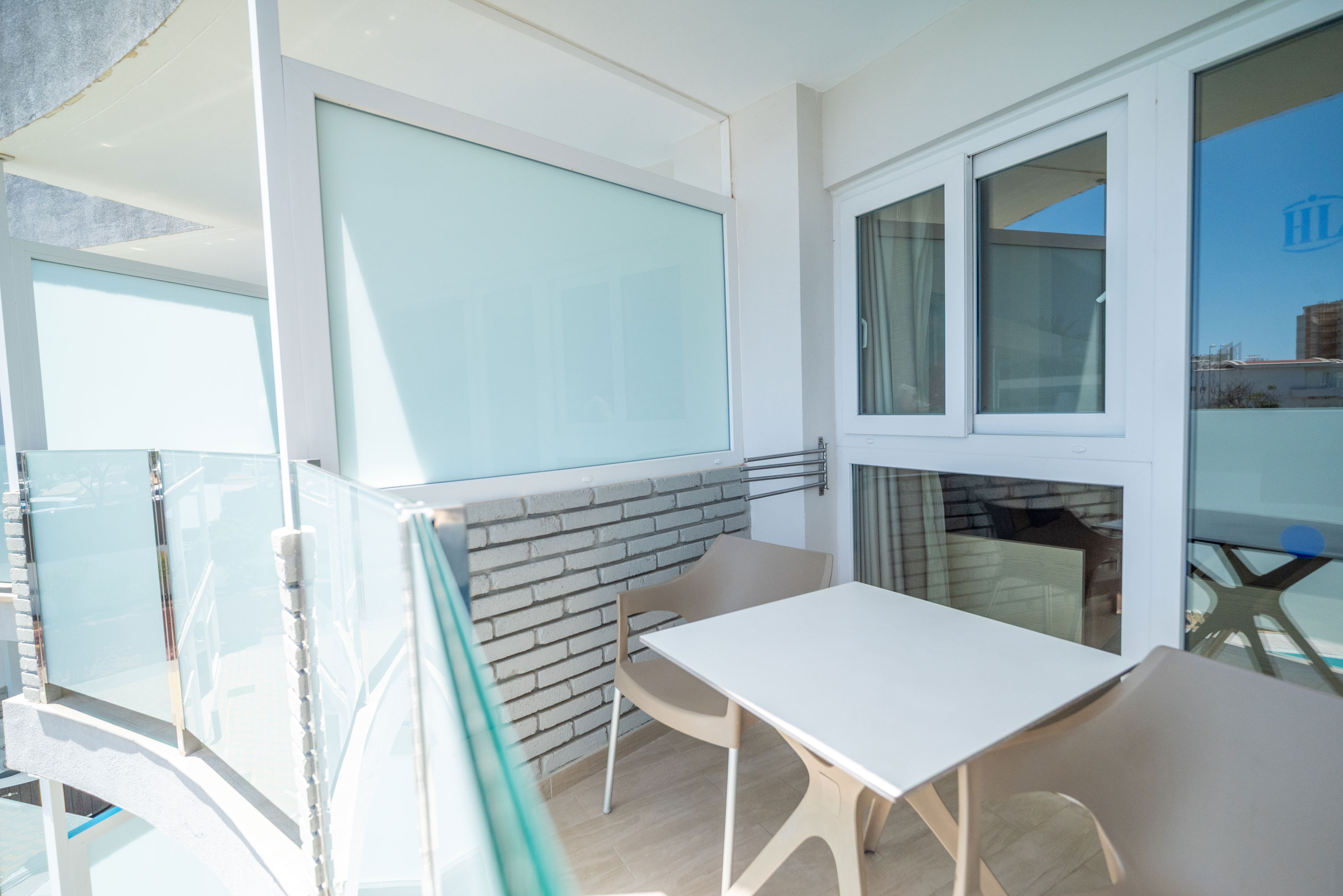 HL Suites Nardos