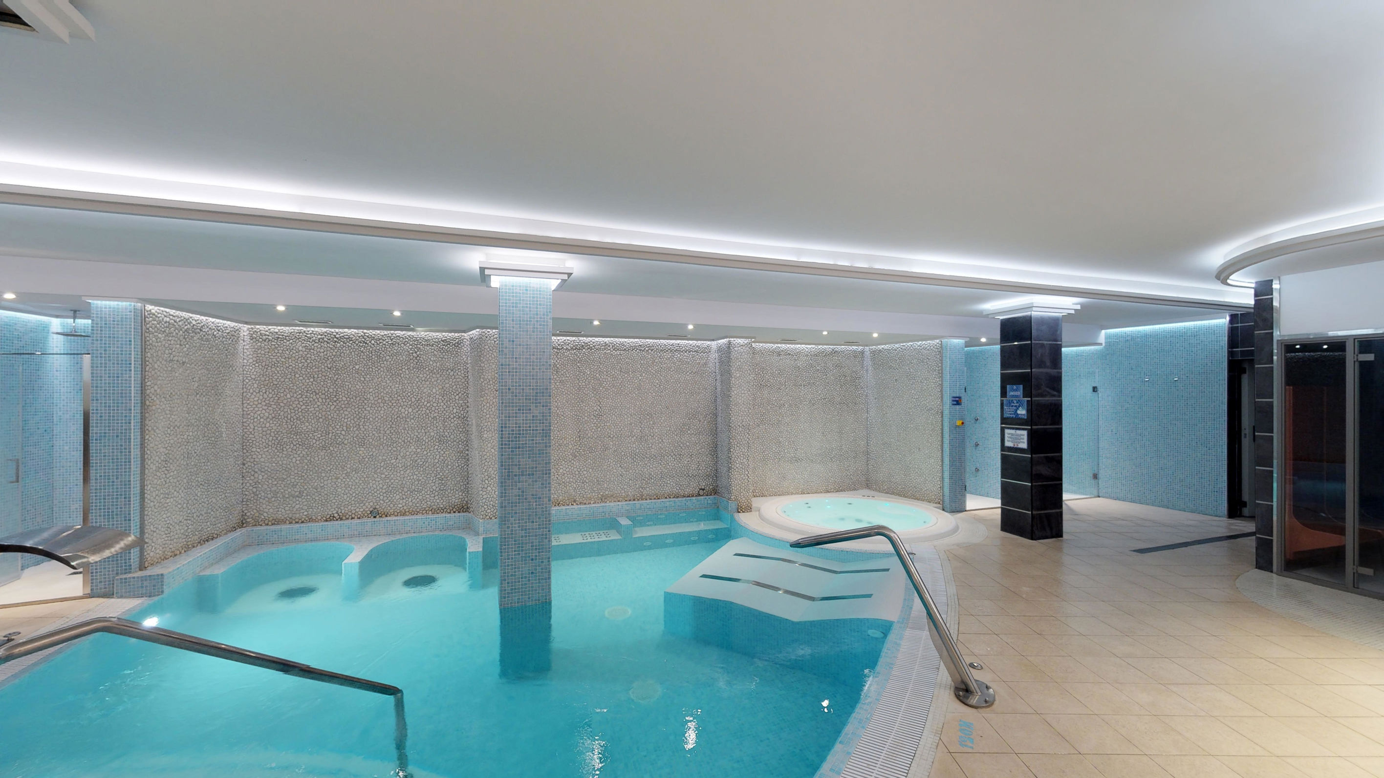 HL Suites Nardos