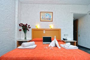 Karteros Hotel