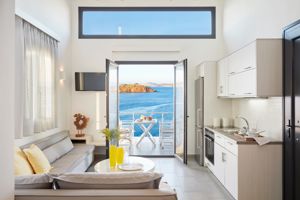 Eleia Seafront Villas