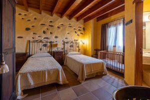 Casa Piedra Blanca