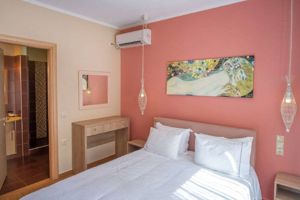 Apolis Villas & Suites