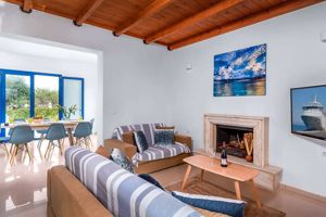 Blue Moon Villa