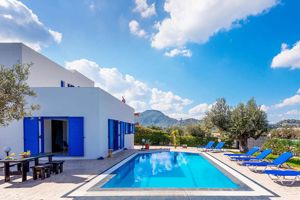 Blue Moon Villa