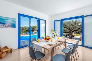 Blue Moon Villa