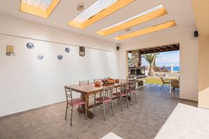 Villa Rose