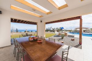 Villa Rose