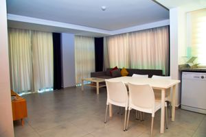 Green Garden Suite
