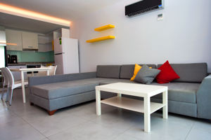 Green Garden Suite