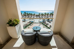 Woonvoorbeeld deluxe kamer zeezicht