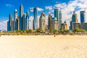 Cruise Dubai, Abu Dhabi, Oman, Qatar & 2 hotelnachten Dubai