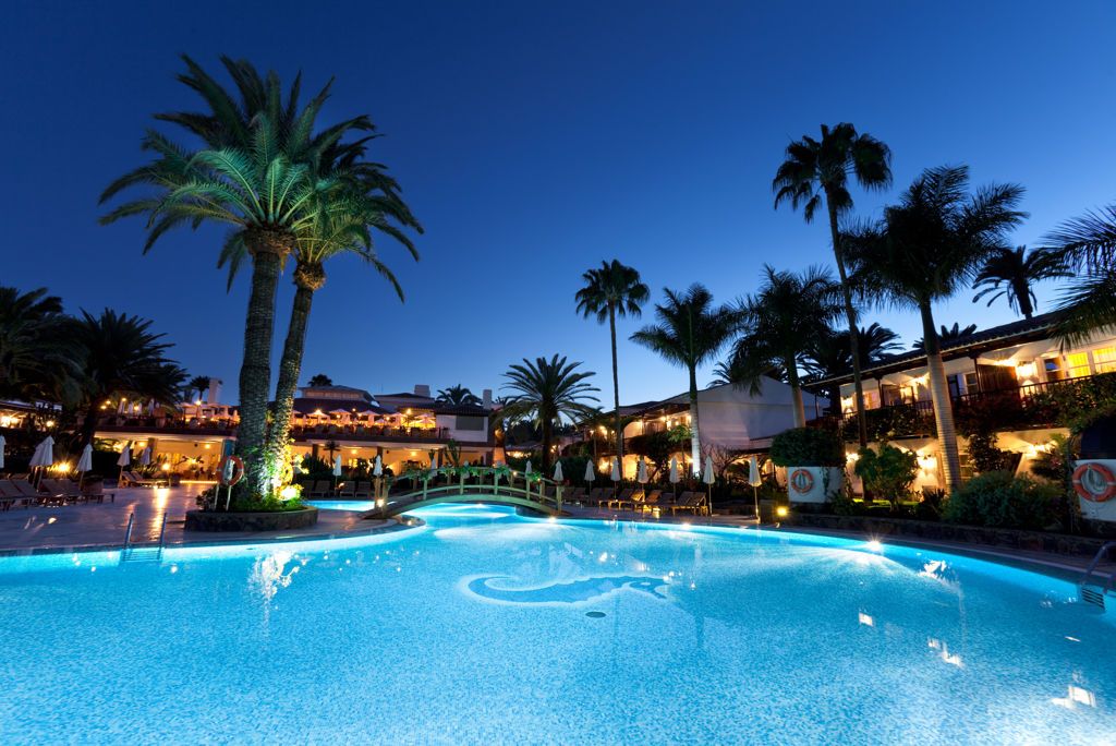 Seaside Grand Hotel Residencia