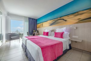 Woonvoorbeeld deluxe kamer zeezicht