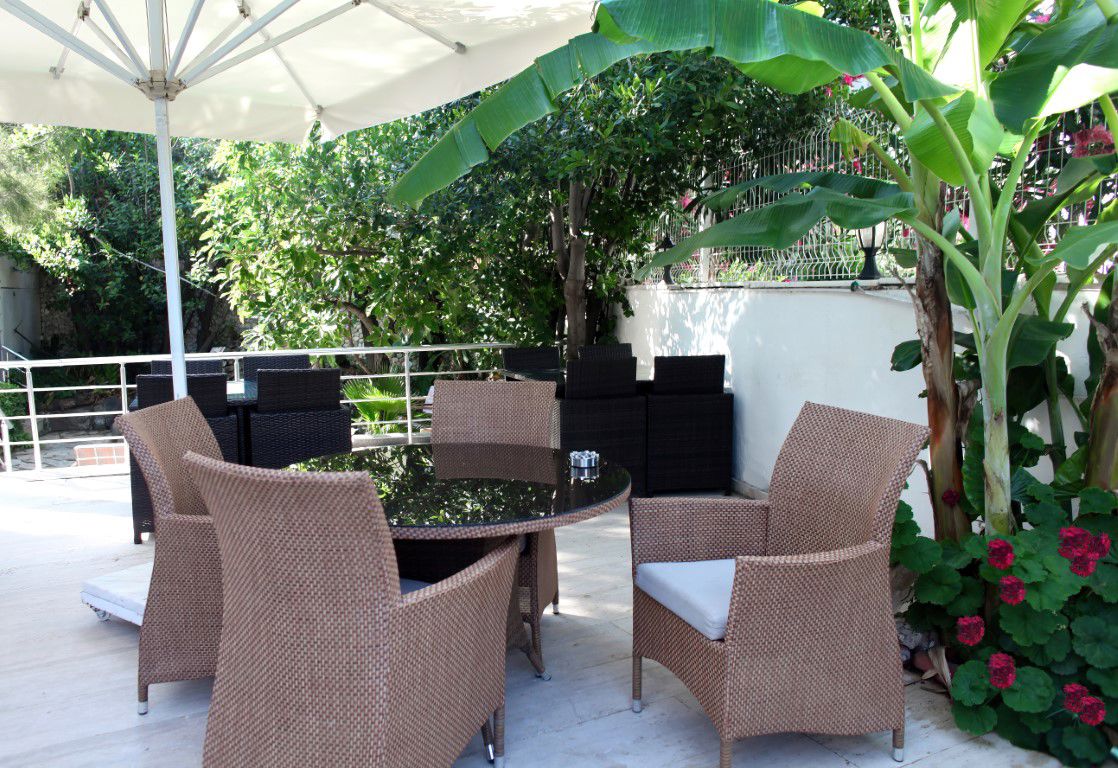 Navy Boutique Hotel
