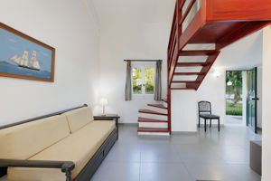 Woonvoorbeeld superior 3-kamerappartement zwembadzicht