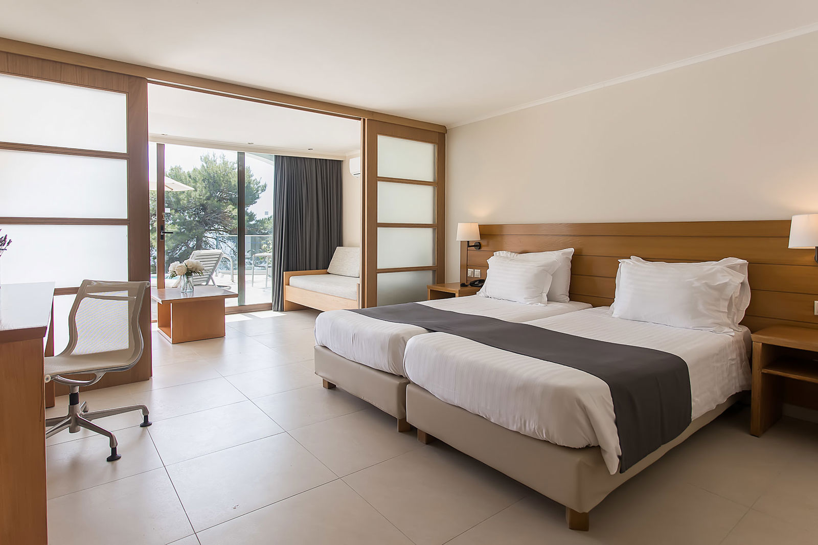 Fly & Go Corfu Holiday Palace