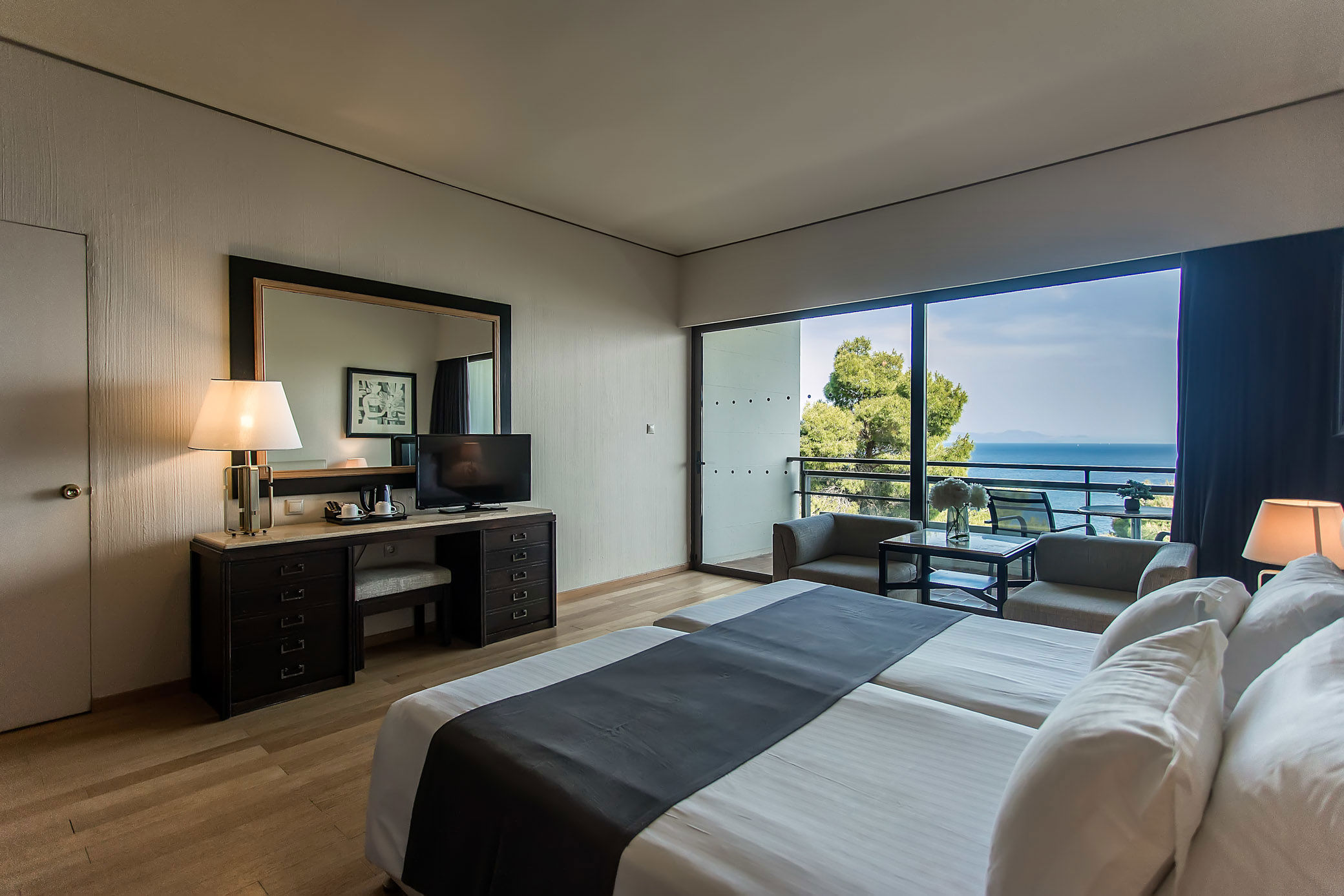 Fly & Go Corfu Holiday Palace