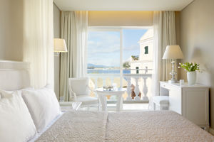 Fly & Go Mon Repos Palace