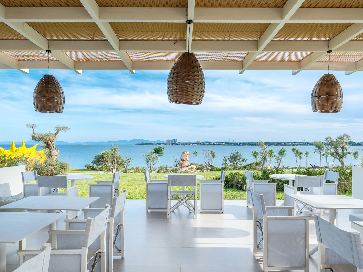 Anda Barut Collection