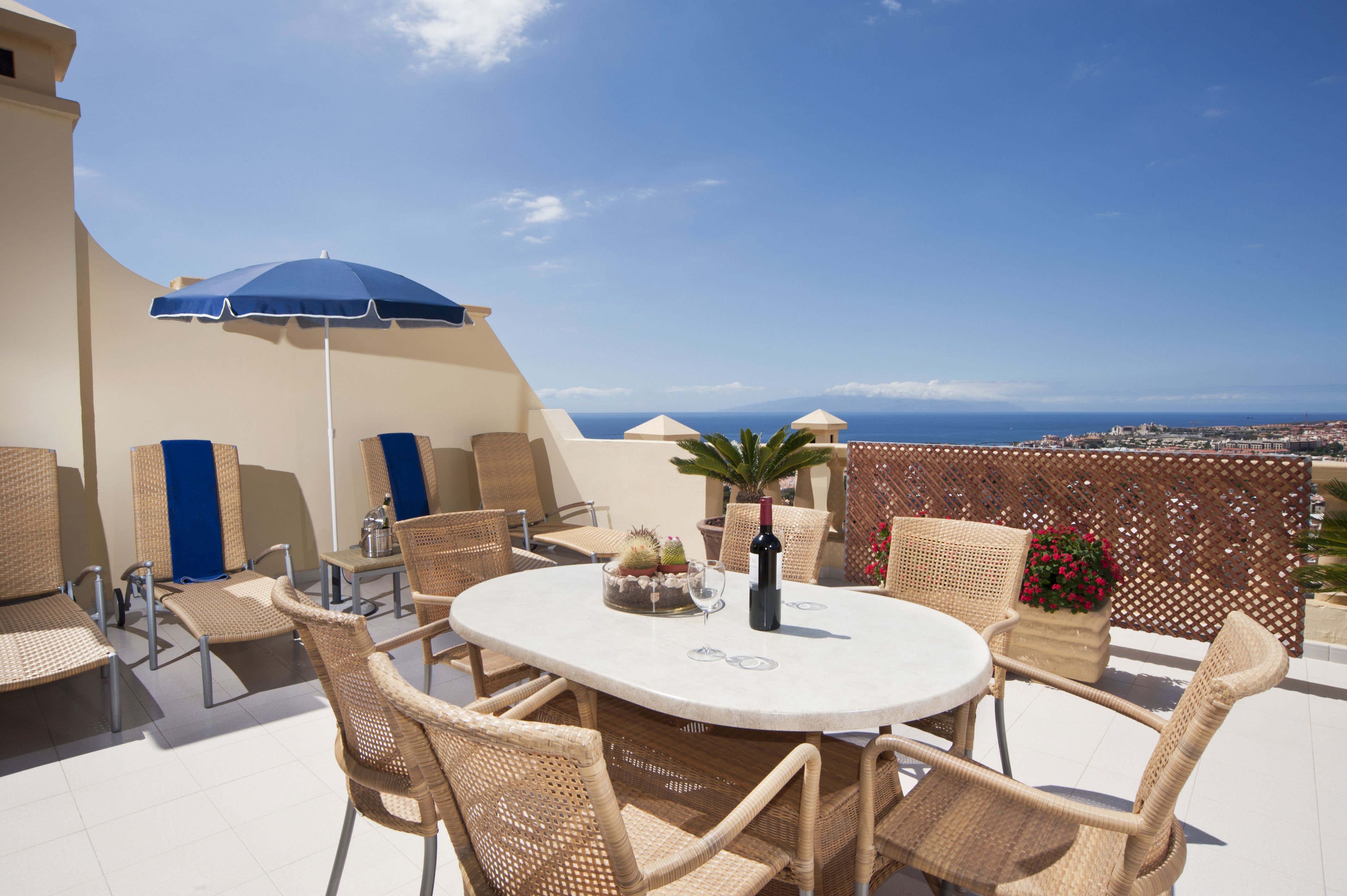 Fly & Go Ramada Residences by Wyndham Costa Adeje