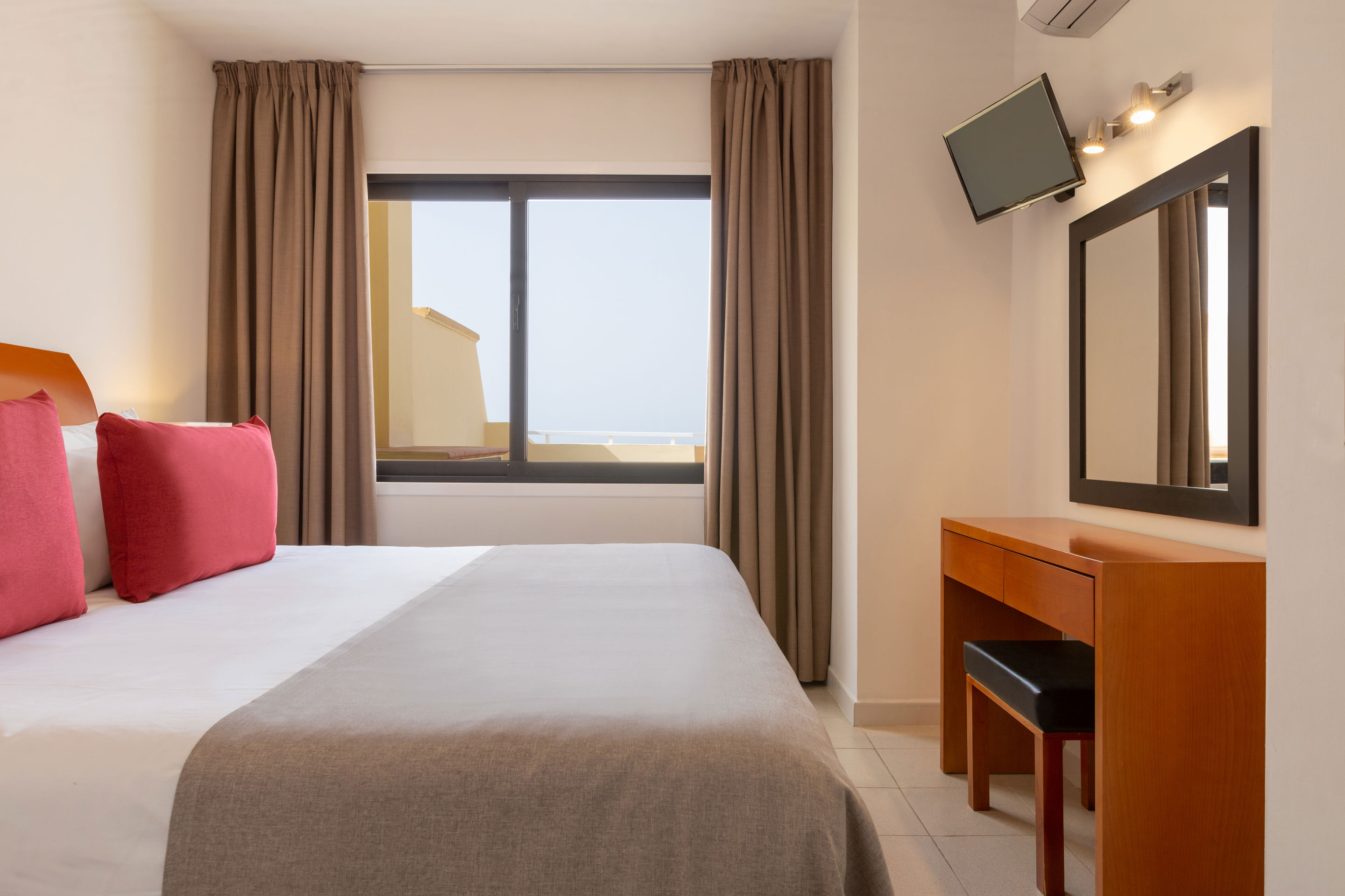 Fly & Go Ramada Residences by Wyndham Costa Adeje