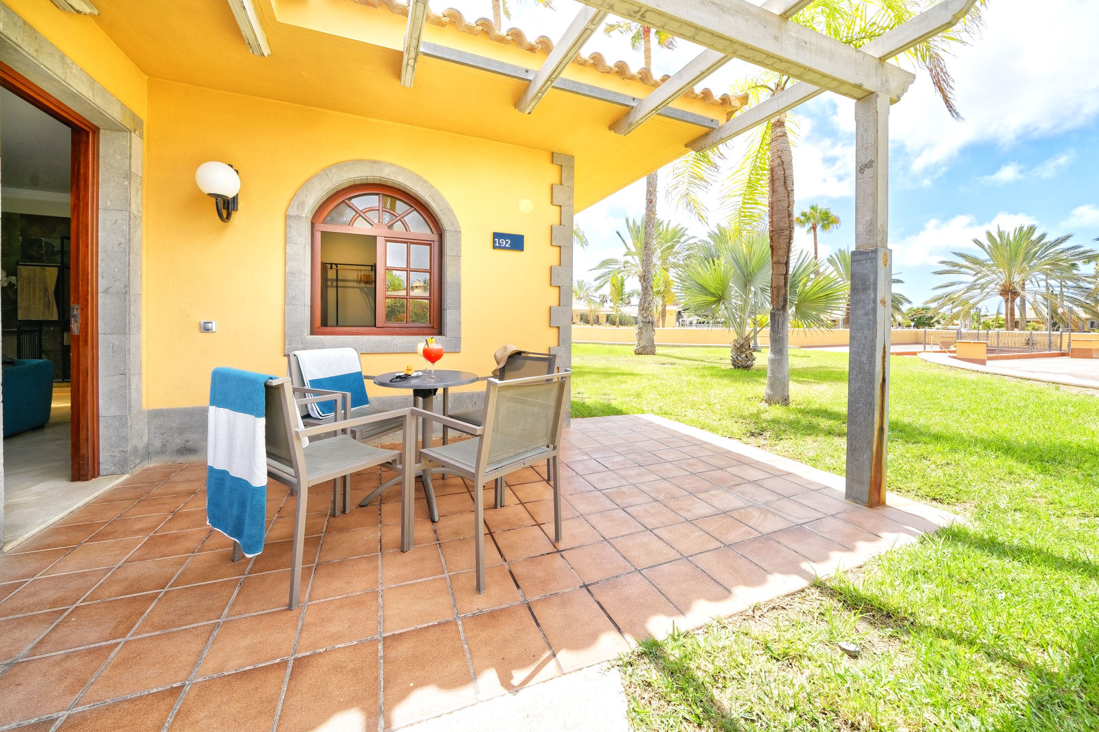Fly & Go Suites & Villas by Dunas