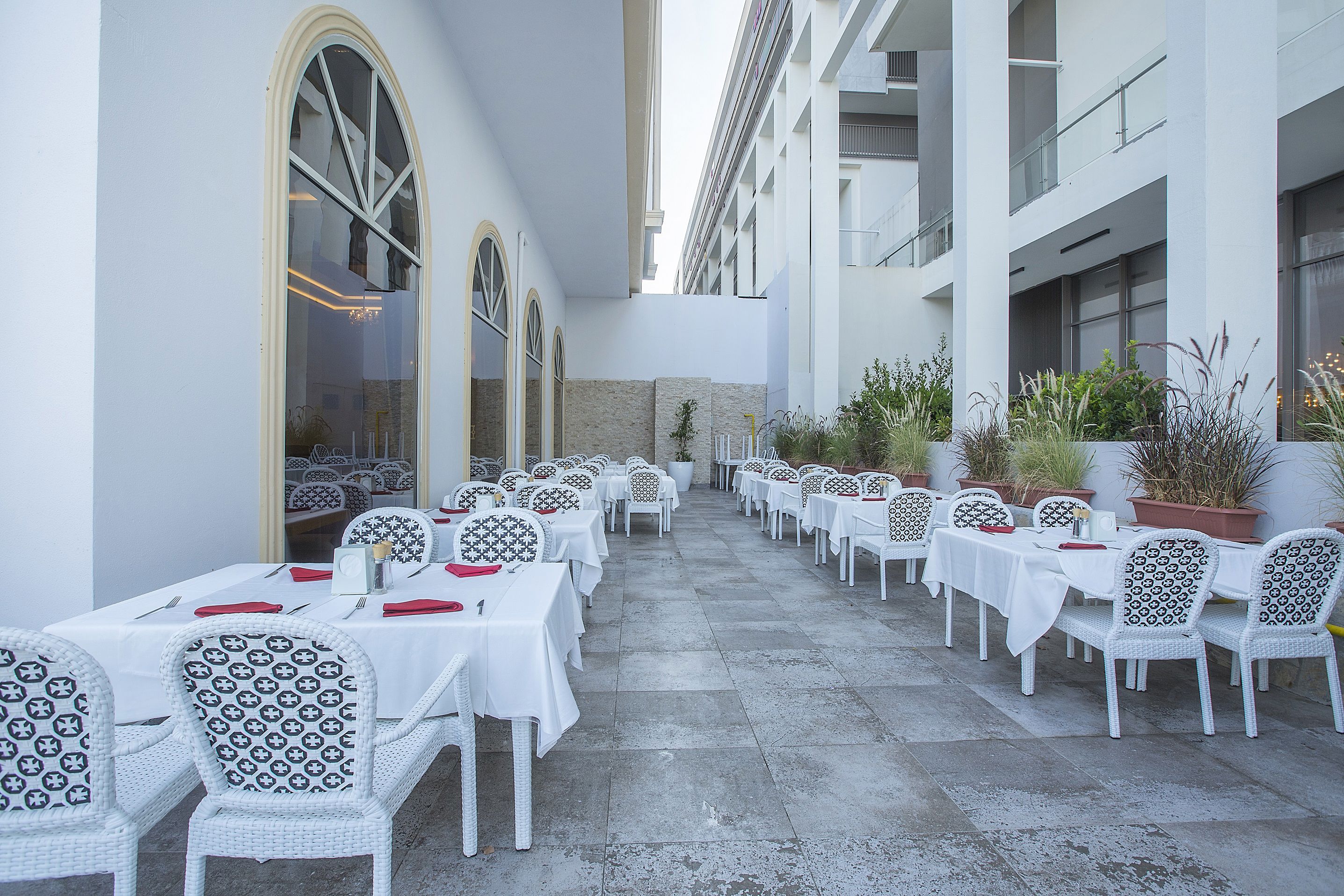 J'adore Deluxe Hotel & Spa