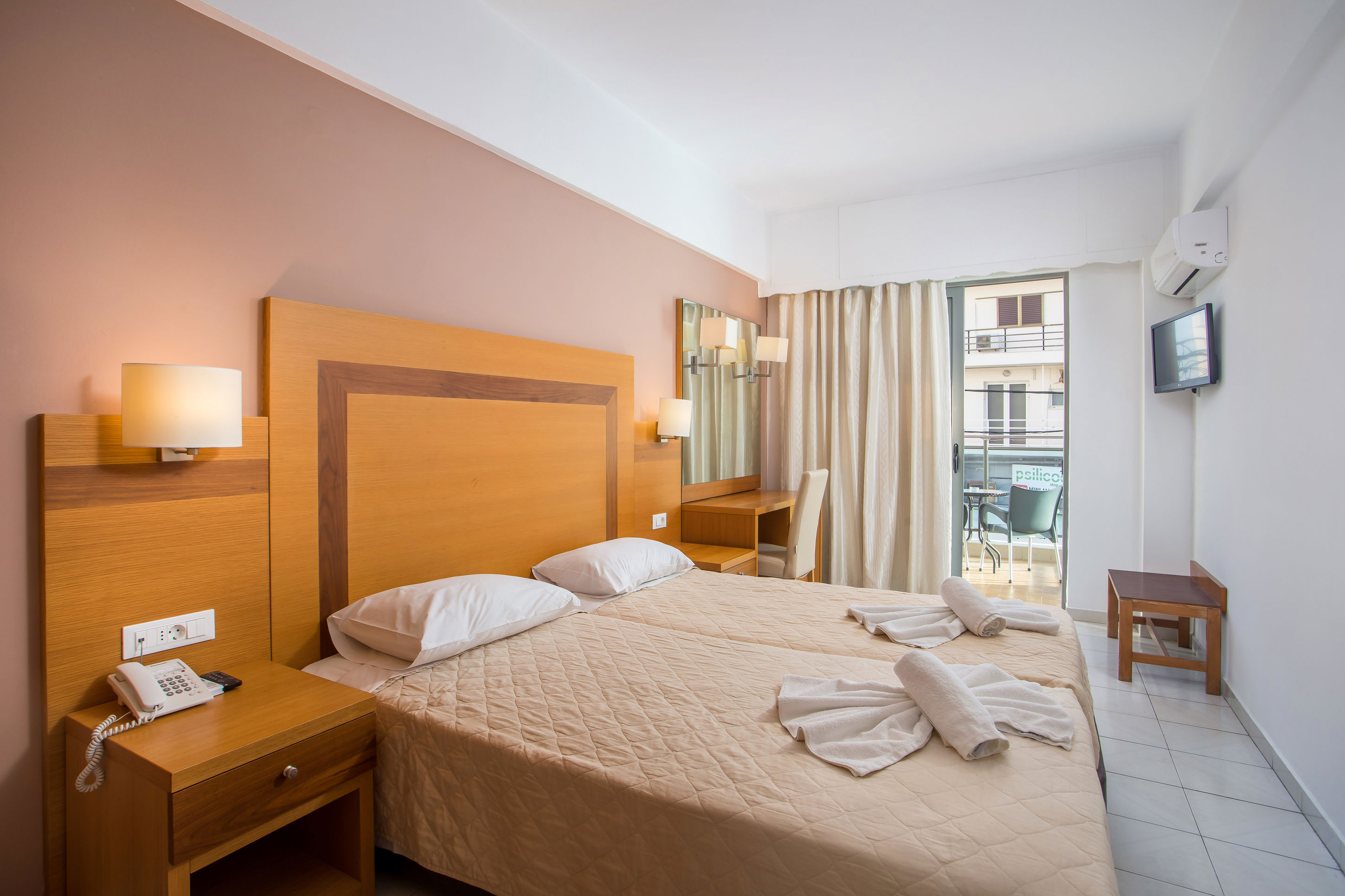 Fly & Go Africa Hotel