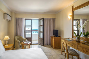 Fly & Go Mitsis Petit Palais Beach Hotel