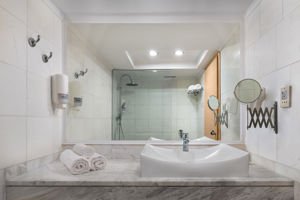 Fly & Go Kresten Palace