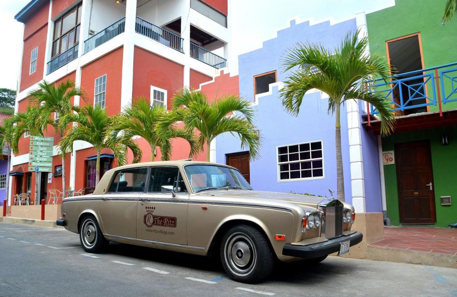 Fly & Go The Ritz Curaçao