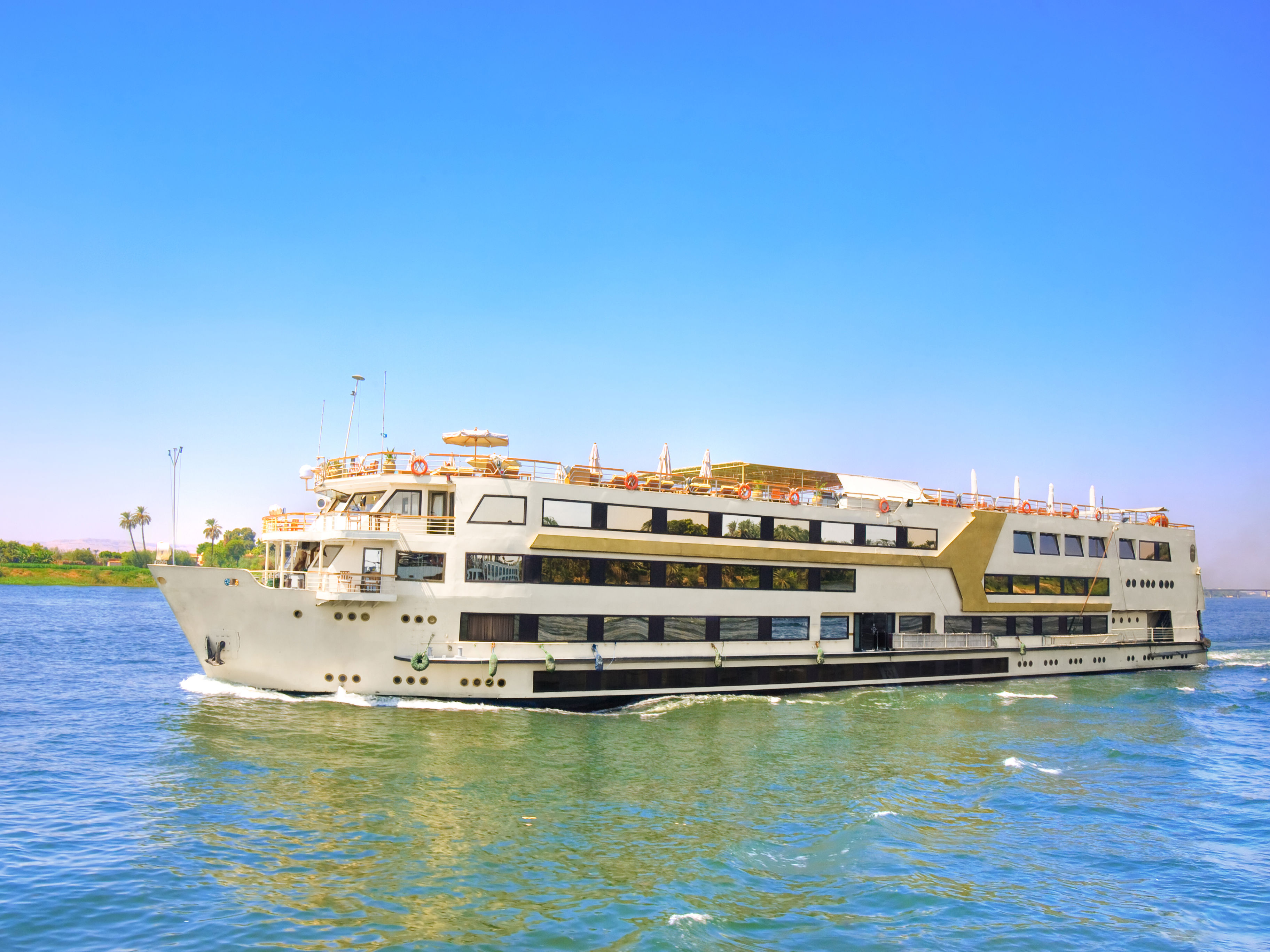 Nijlcruise 5* & Caves Beach Resort 5*