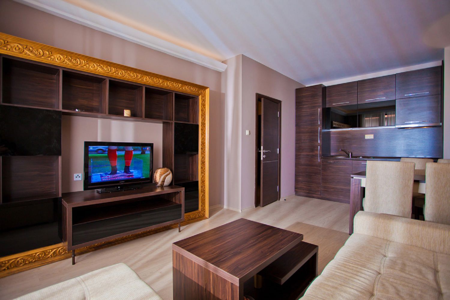 Harmony Suites Jungle