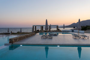 Sunrise Hotel