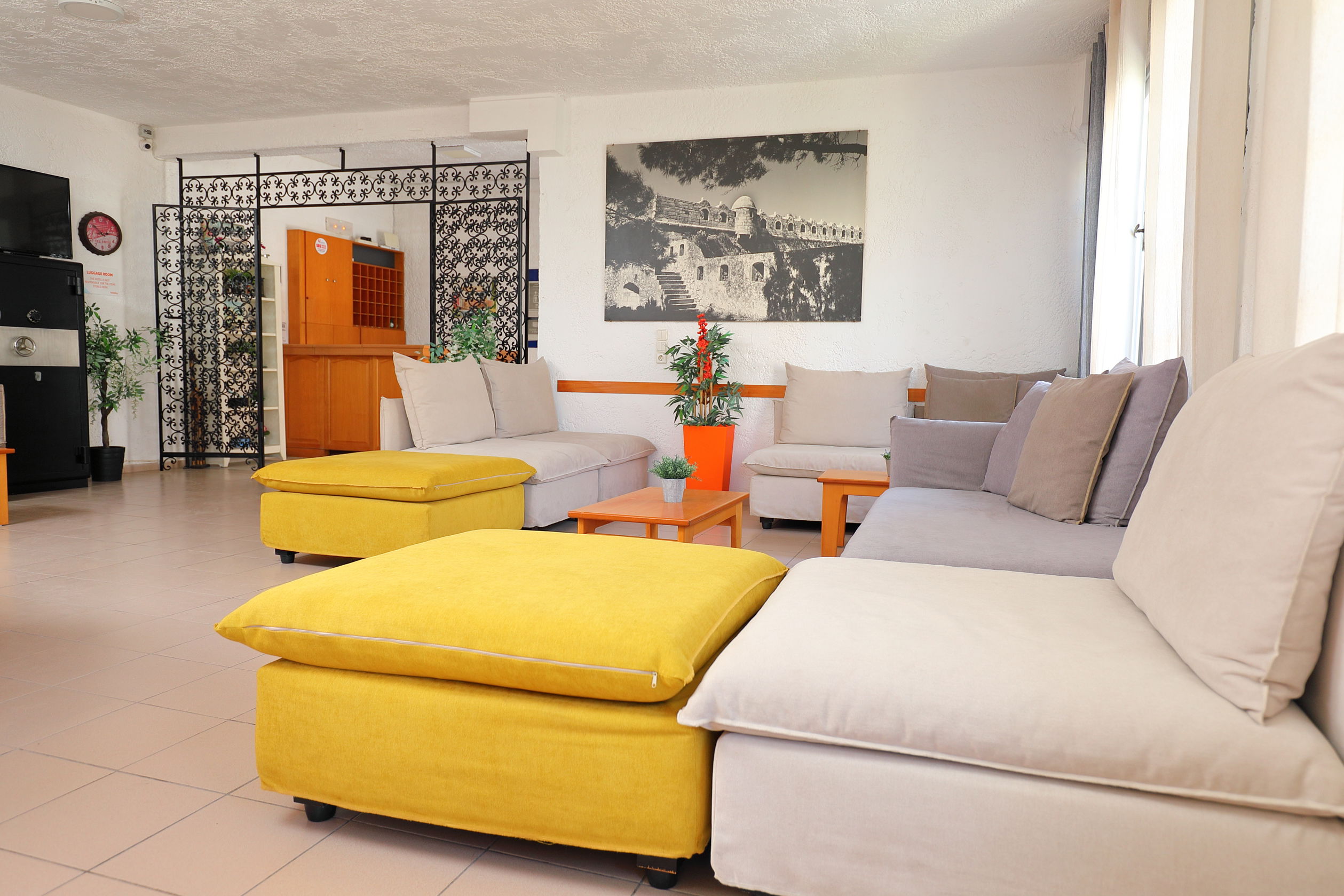 Fly & Go Antiko Appartementen