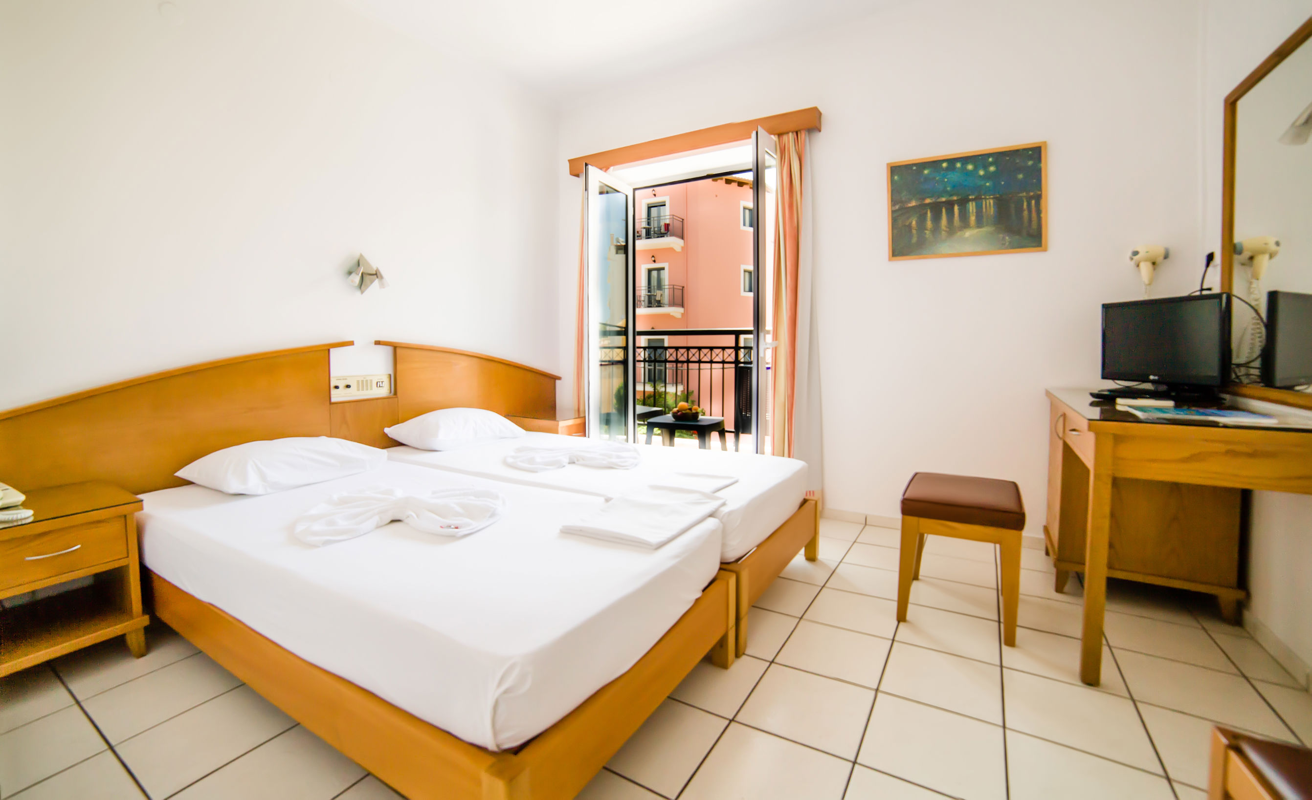 Fly & Go Astali Hotel