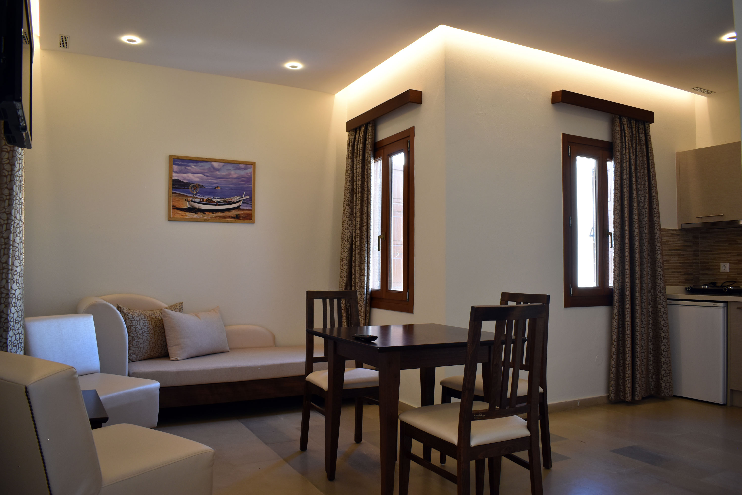 Fly & Go Blue Sea Apartments