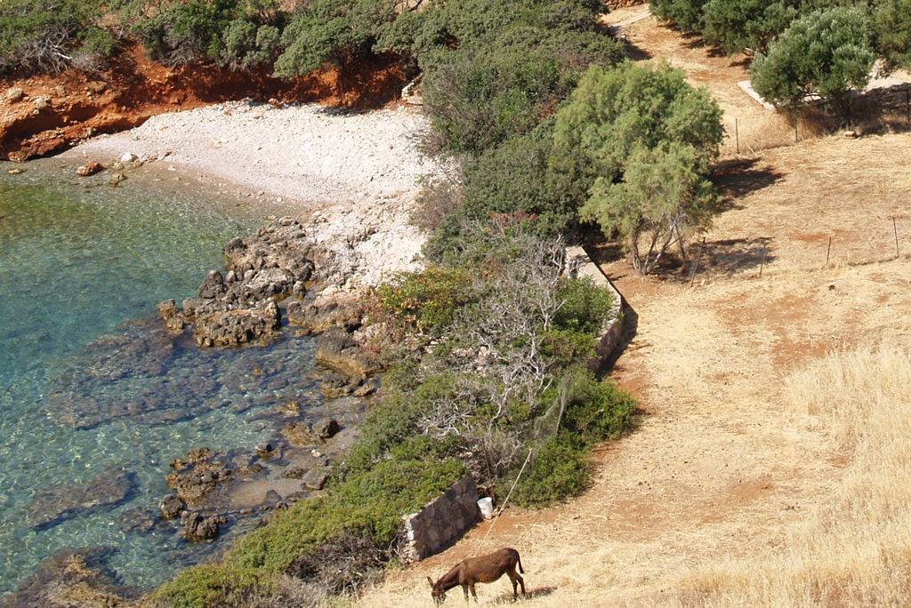 fly-go-cretan-village