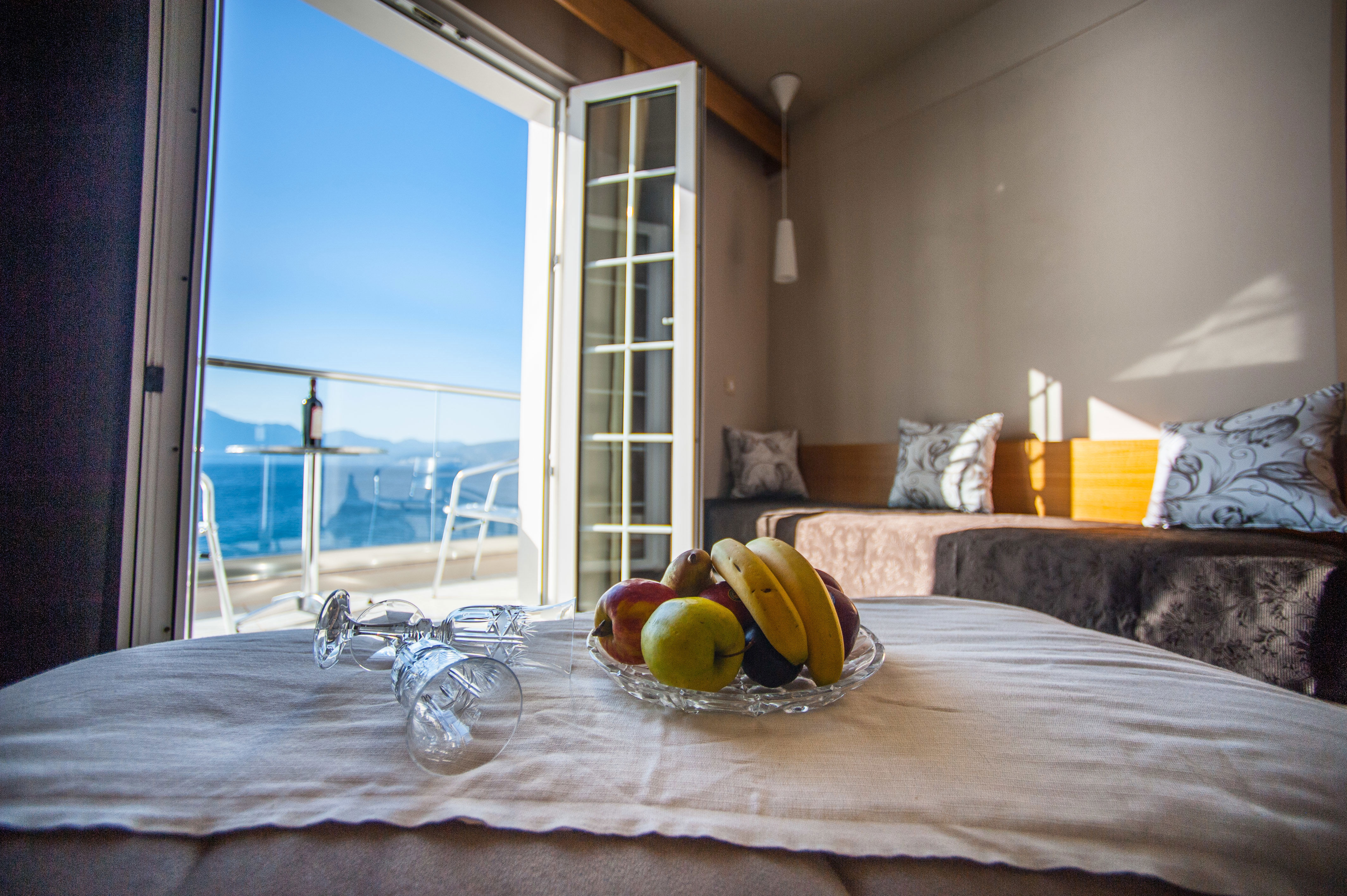Fly & Go El Greco Hotel