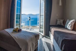 Fly & Go El Greco Hotel