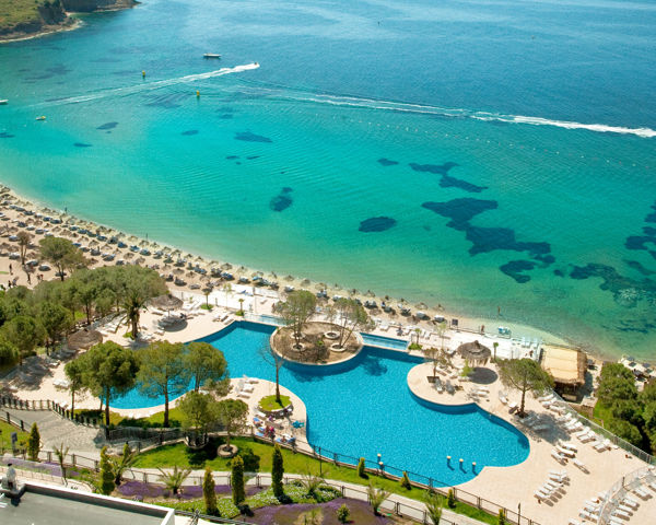 Aria Claros Beach & Spa Resort