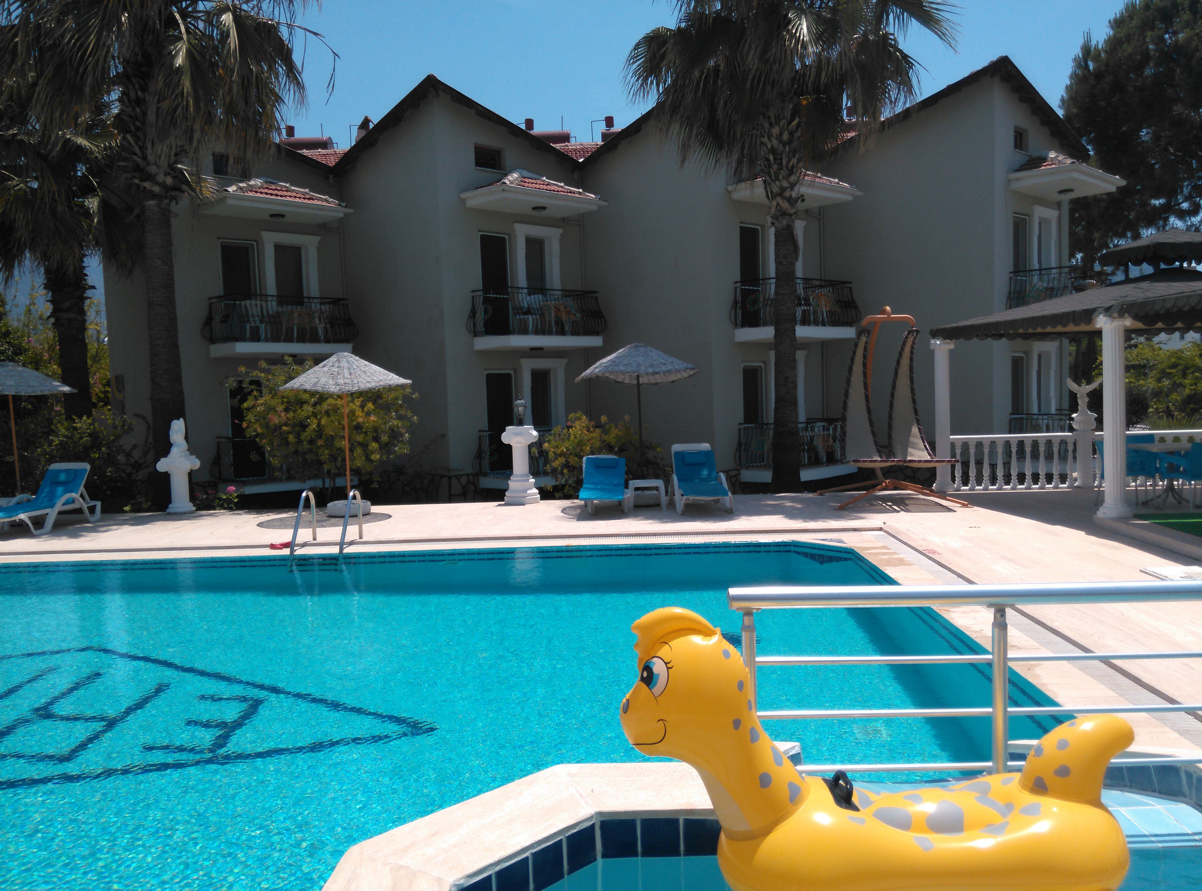 Fly & Go Erkin Aparthotel