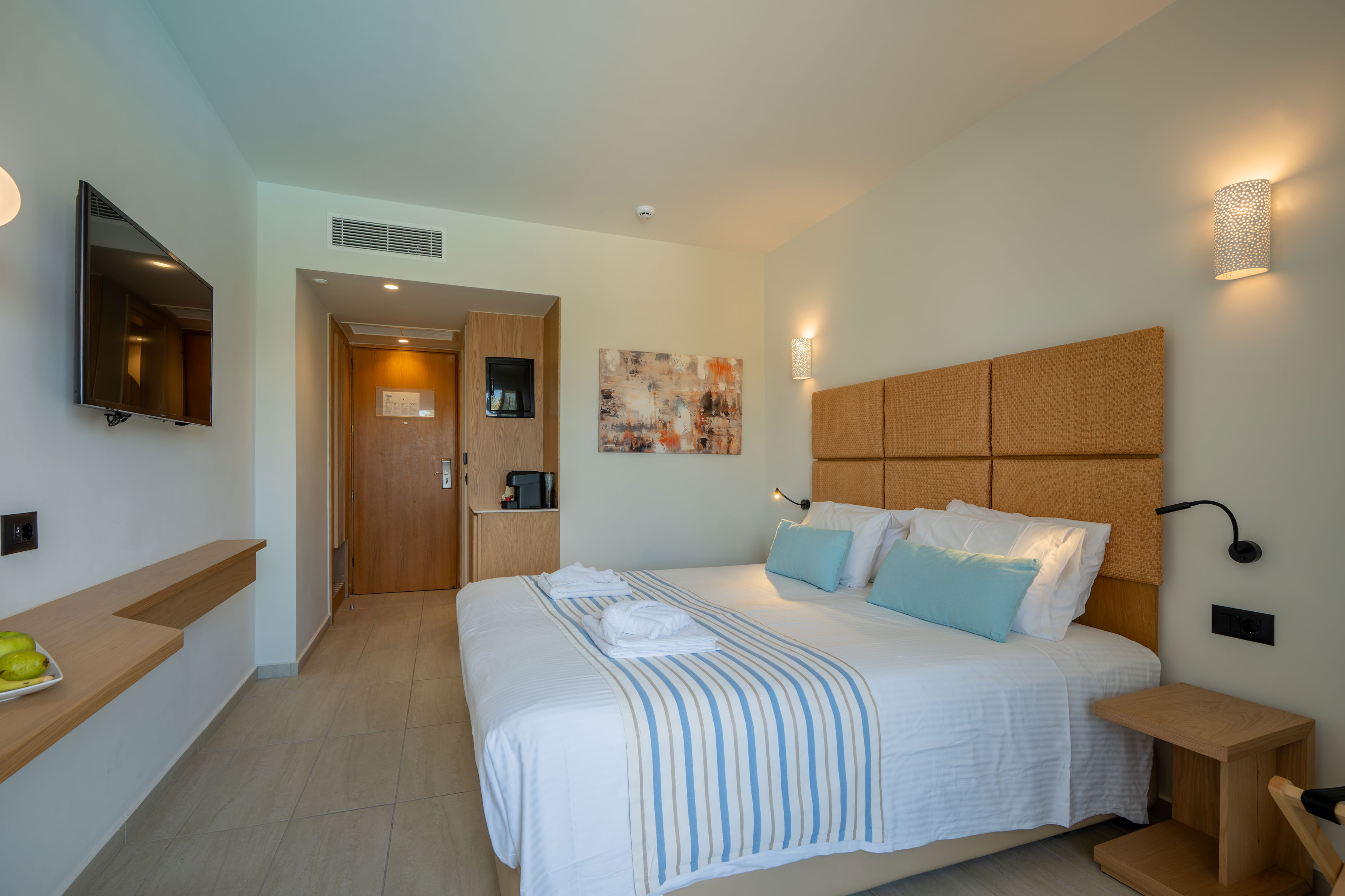 Fly & Go Minos Hotel