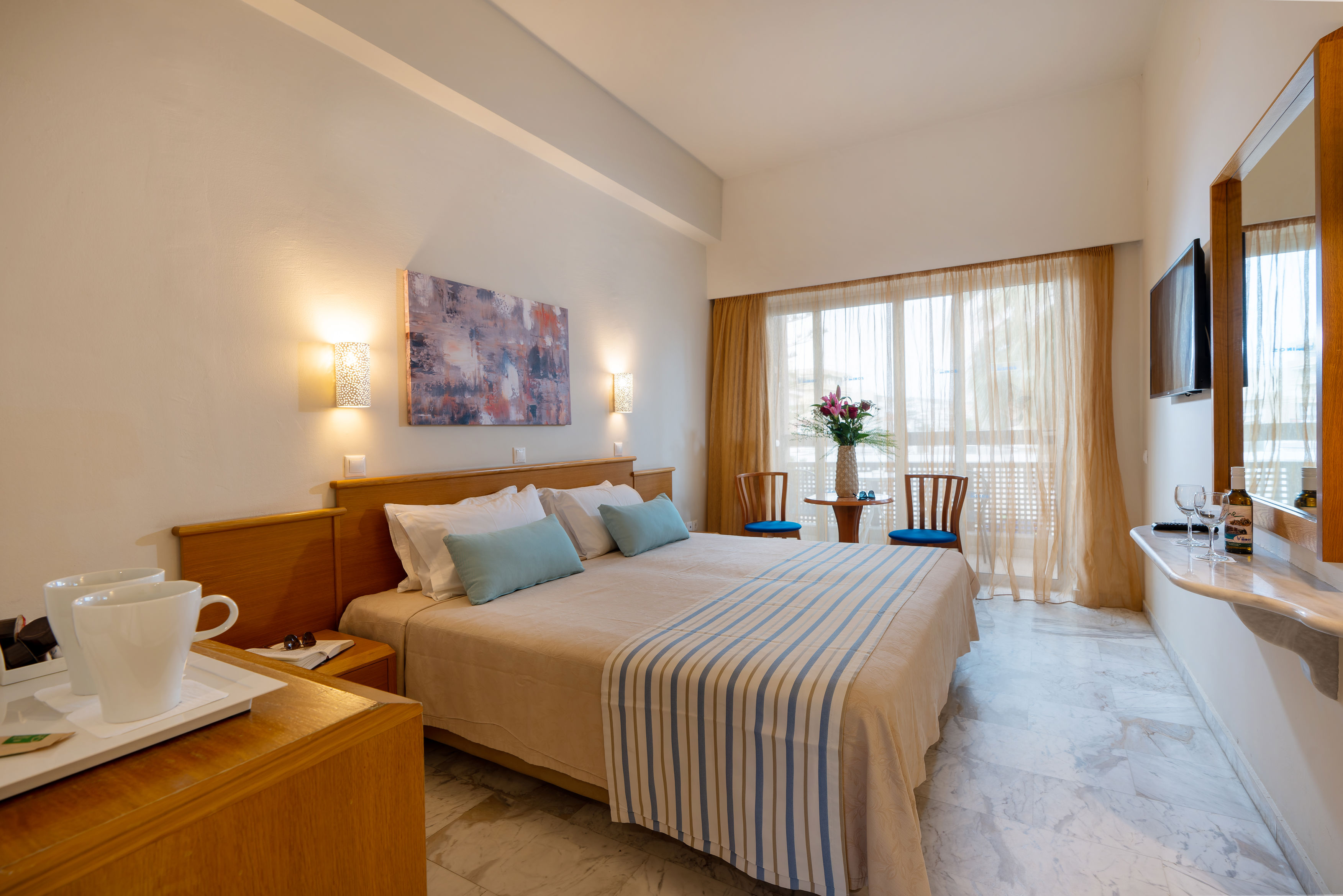 Fly & Go Minos Hotel