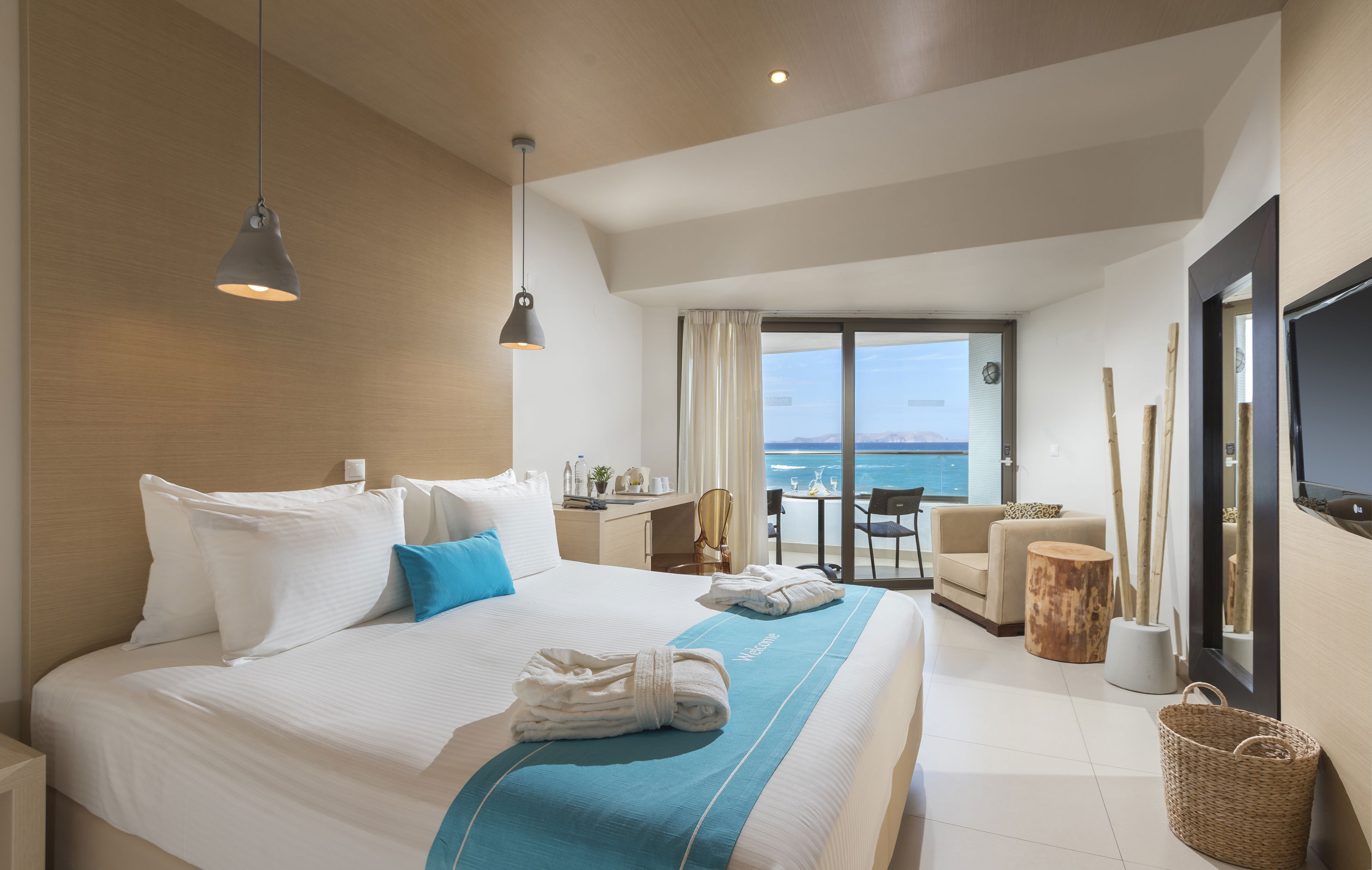 Fly & Go The Island Hotel