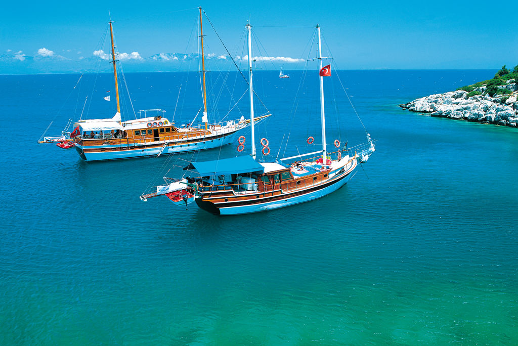 blue-cruise-kaila-beach-hotel