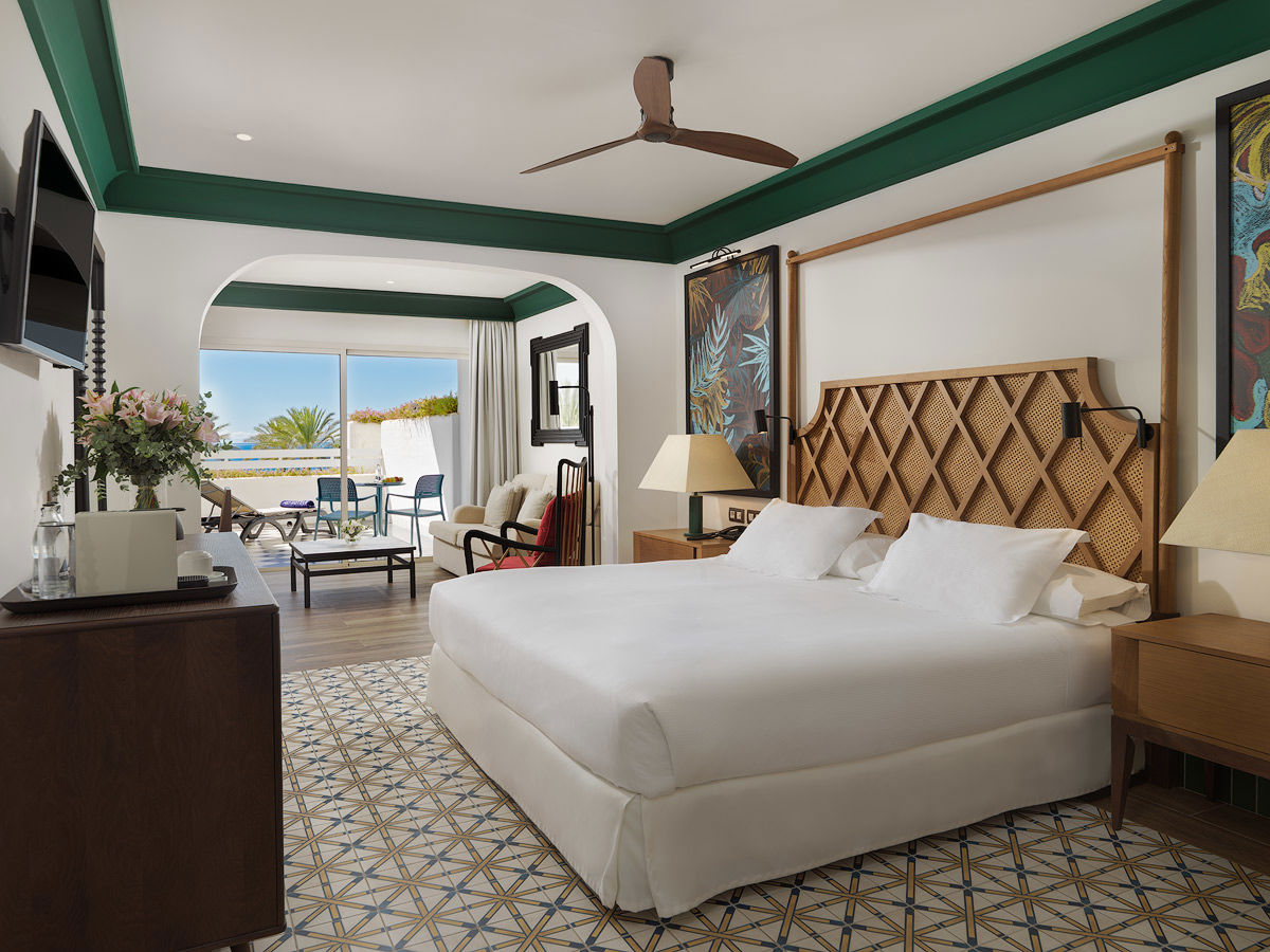 Fly & Go H10 Estepona Palace