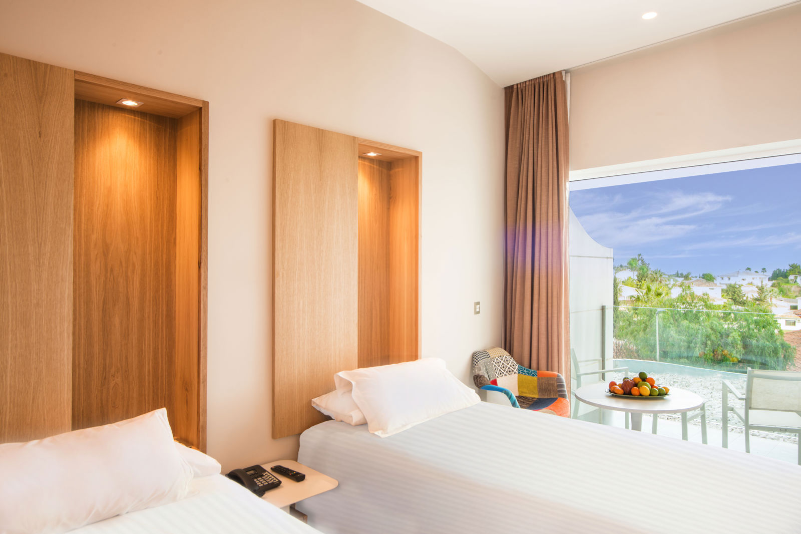 Fly & Go Higueron Hotel Malaga, Curio Collection by Hilton