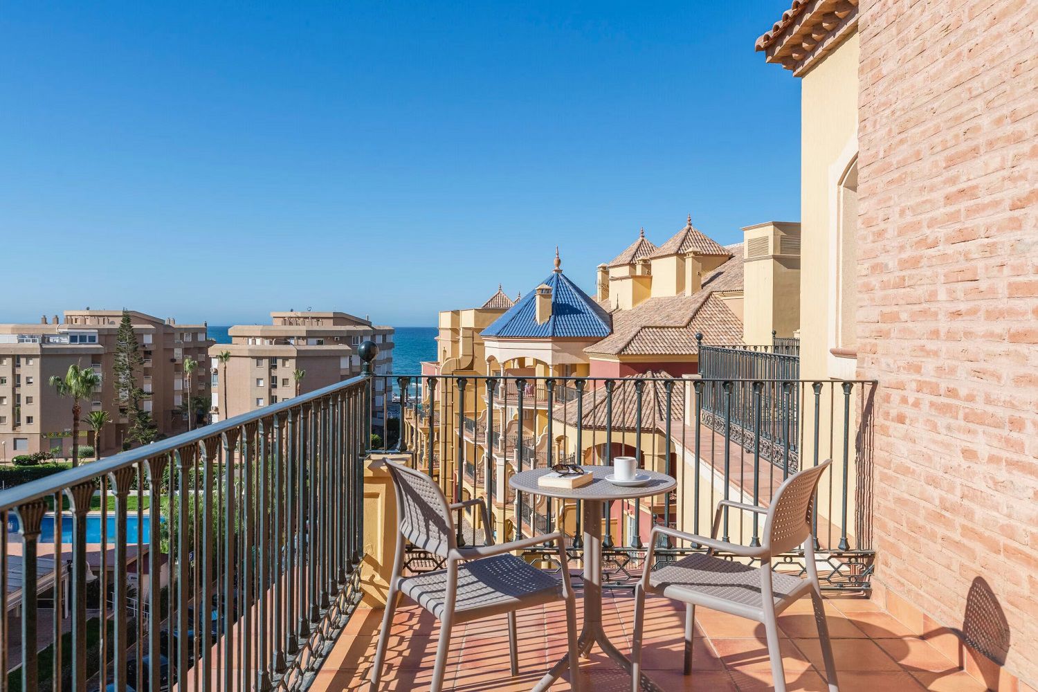 Fly & Go Iberostar Waves Malaga Playa
